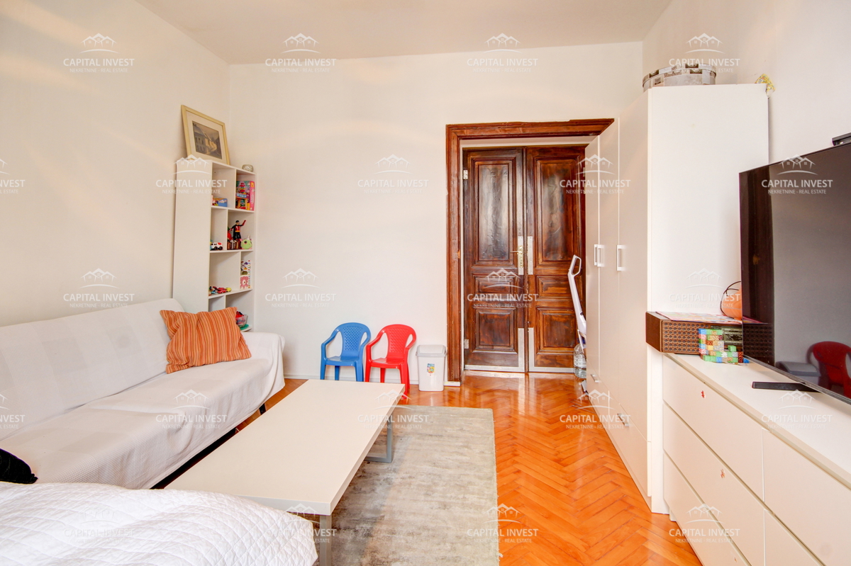 Stanovanje, trisobno, Center, Pula, Istra