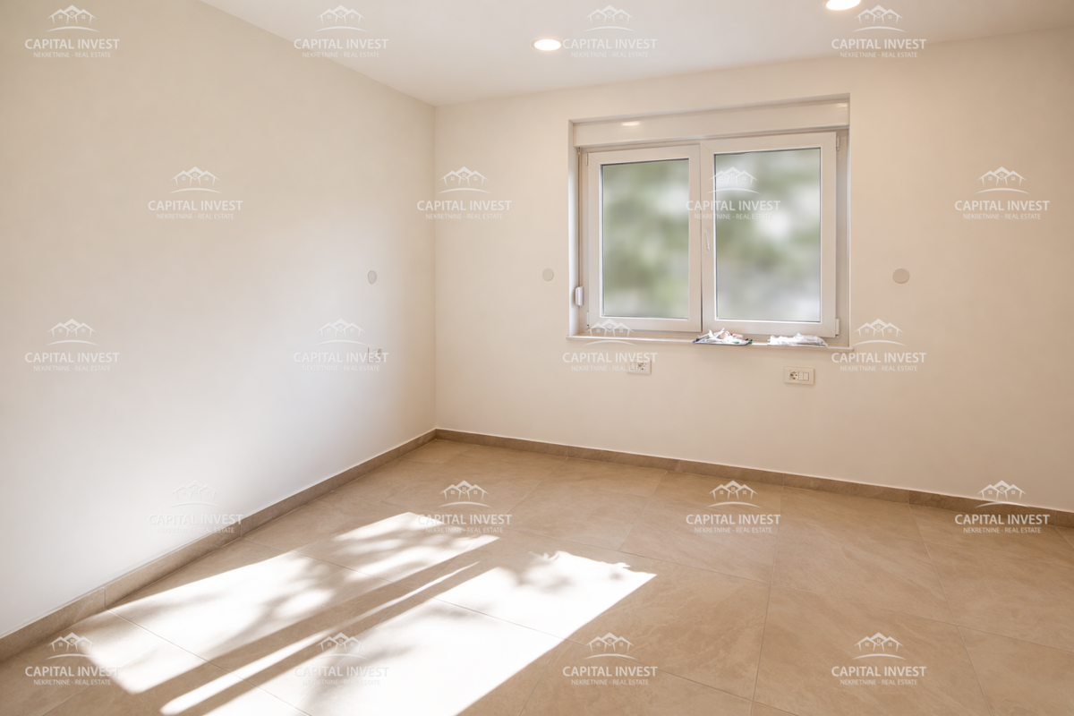 Stanovanje, trisobno, obnovljeno, center, Labin, Istra