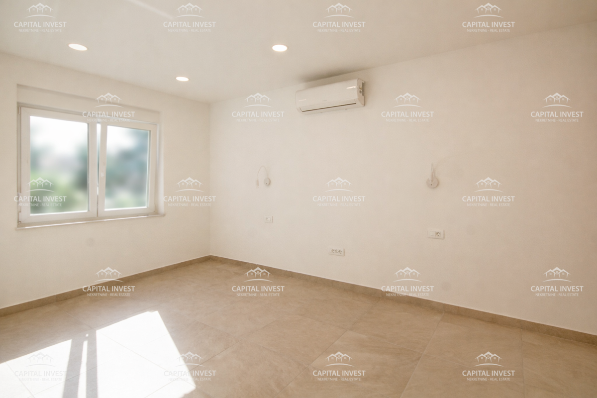 Stanovanje, trisobno, obnovljeno, center, Labin, Istra