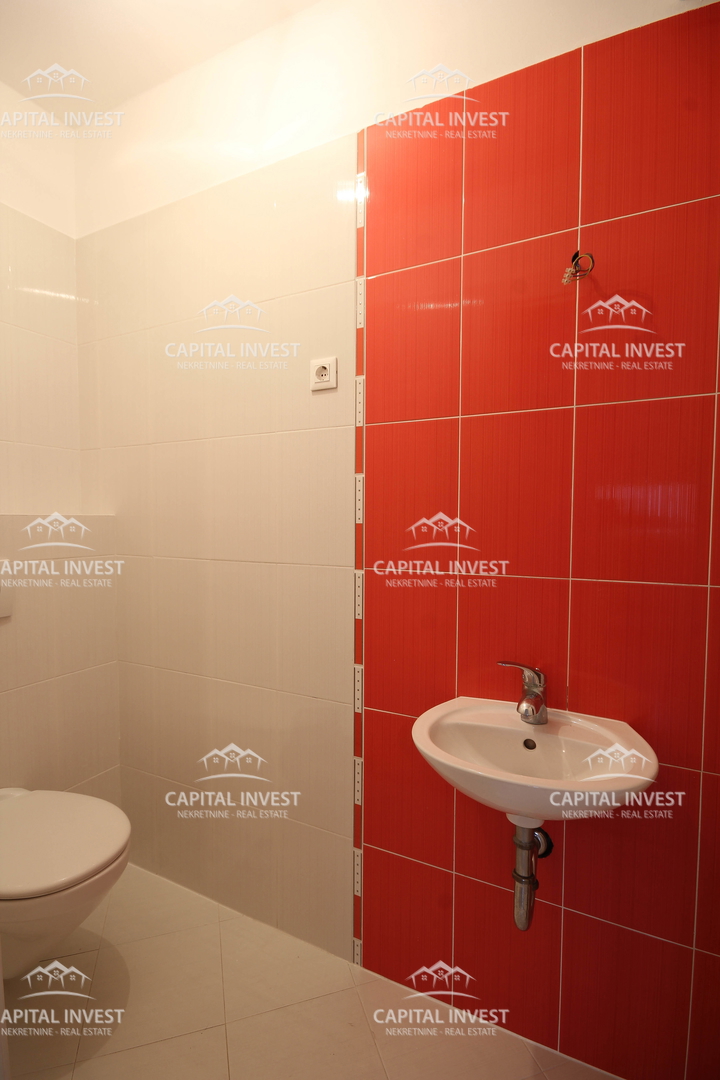 Stanovanje, trisobno, balkon, center, Pula, Istra