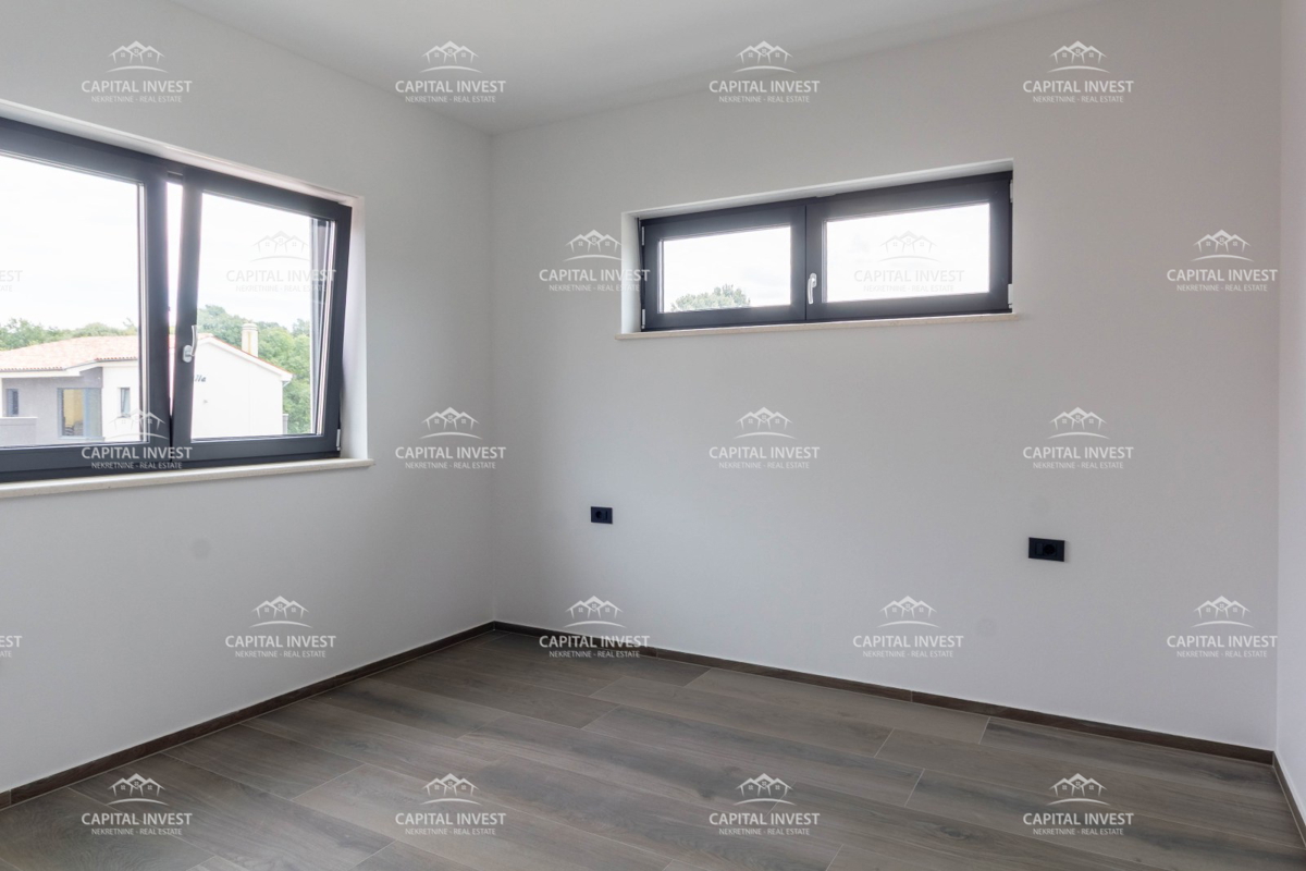 Trosobno stanovanje s teraso, Štinjan, Istra