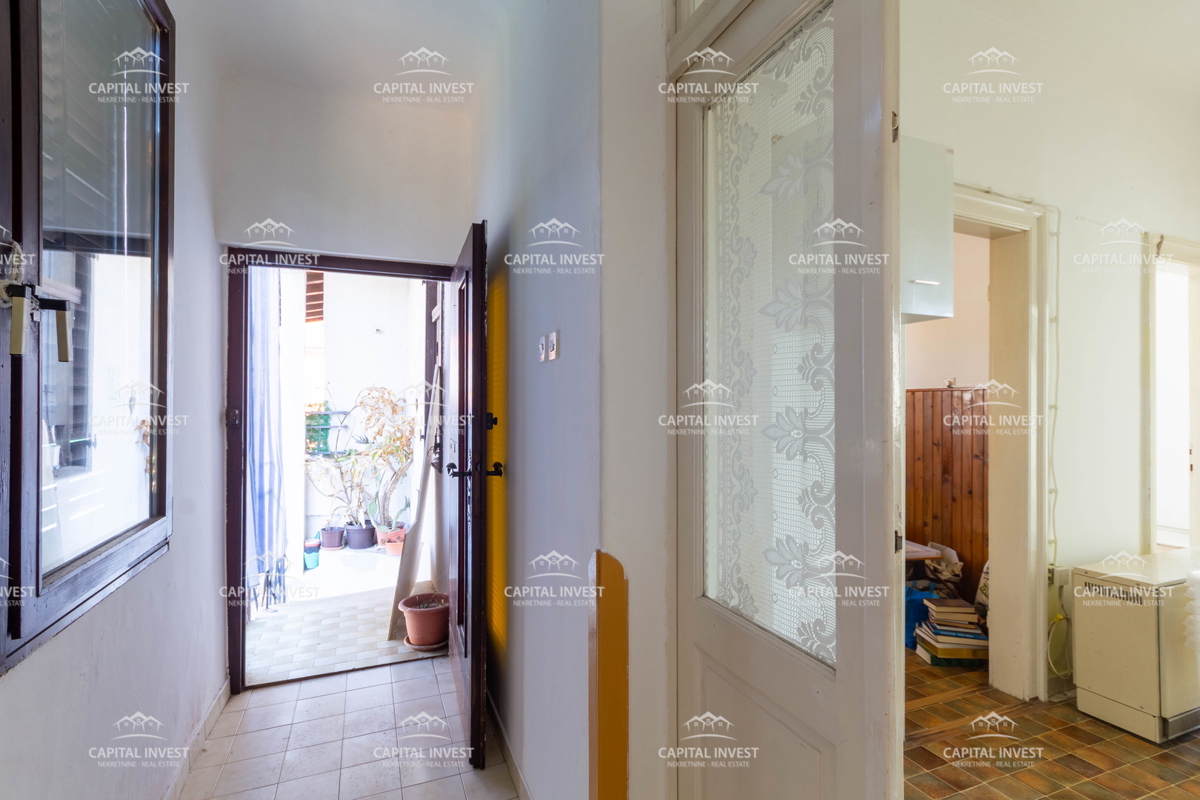 Štirisobno stanovanje z vrtom, Pula, Istra