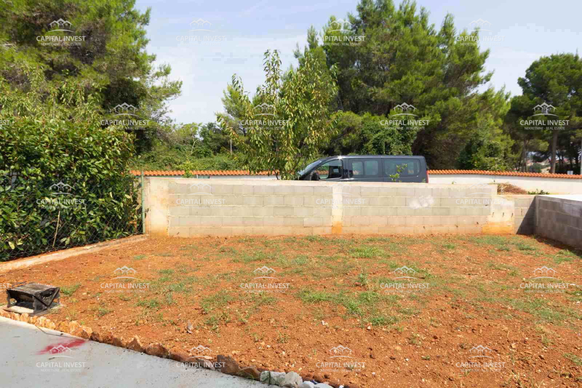 Trosobno stanovanje, pritličje, Medulin