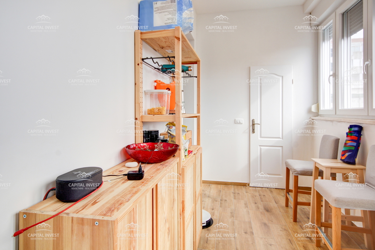 Stanovanje, štirisobno, Pula, Istra