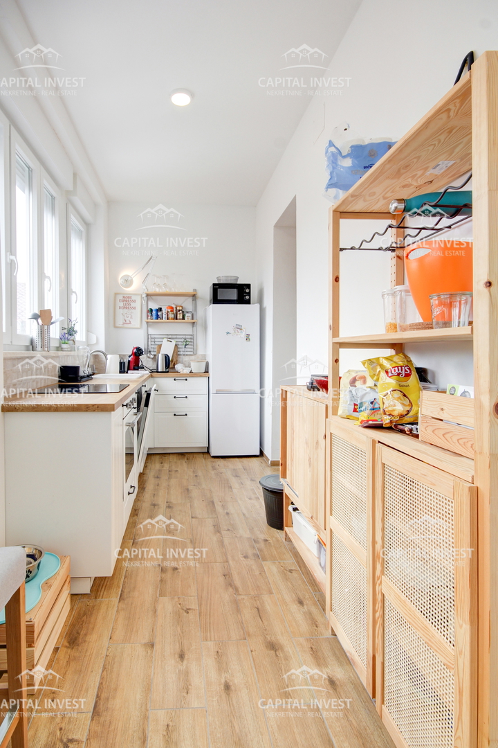 Stanovanje, štirisobno, Pula, Istra