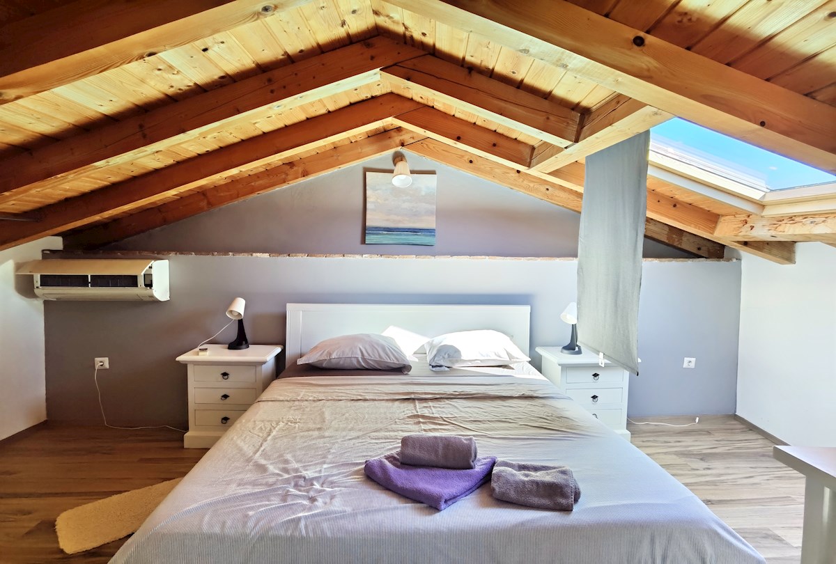 Vrsar - Duplex stanovanje z rustikalnim šarmom v samem centru