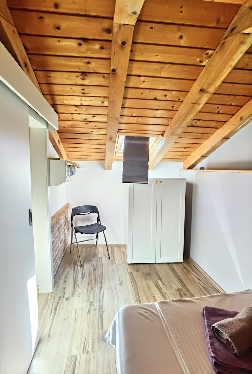 Vrsar - Duplex stanovanje z rustikalnim šarmom v samem centru