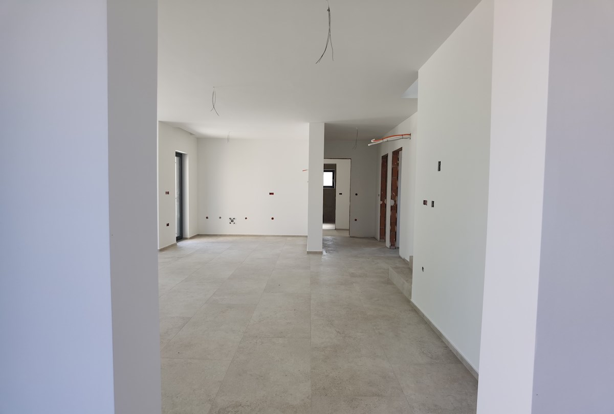 Moderna vila z bazenom in pogledom na morje - Poreč, 6 km od morja