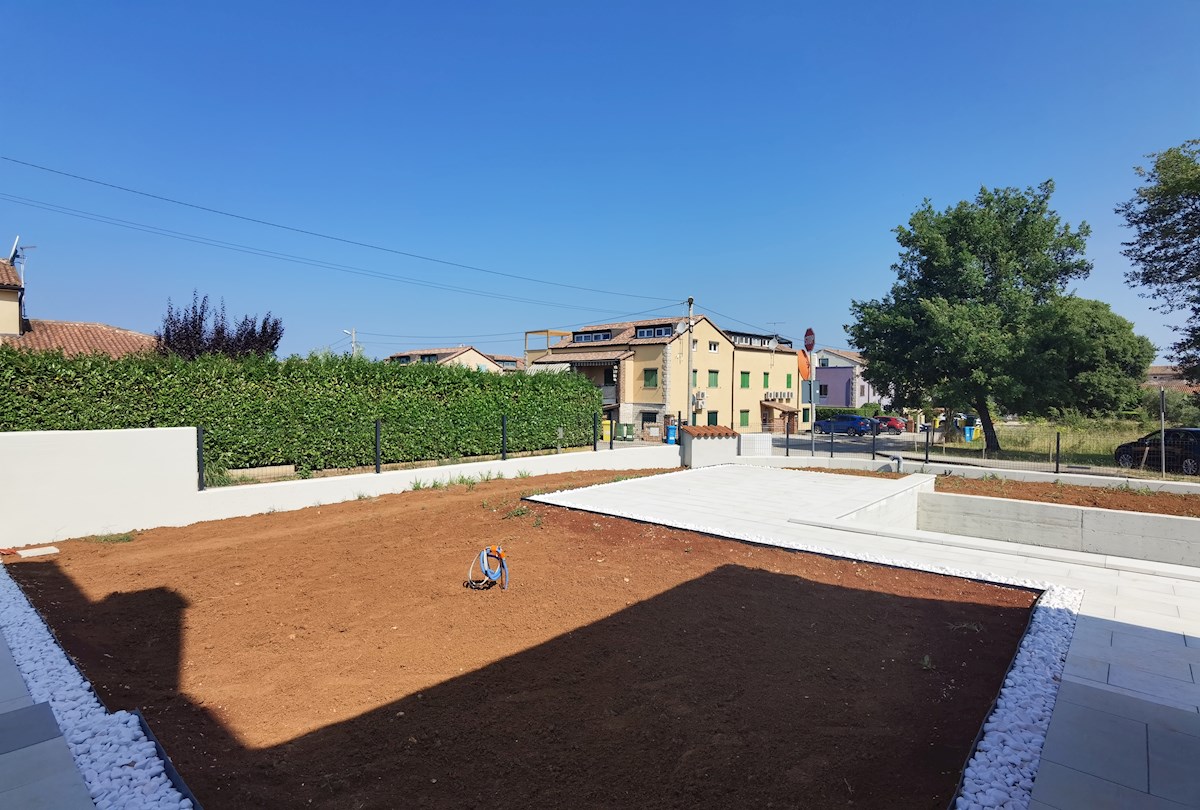 Moderna vila z bazenom in pogledom na morje - Poreč, 6 km od morja