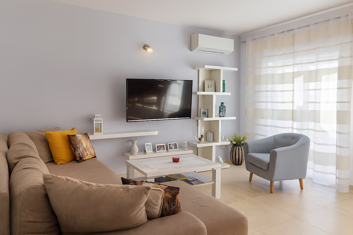 POREČ – DVOJČEK - DVE HIŠE NA PARCELI 748 m² – ODLIČNA INVESTICIJA