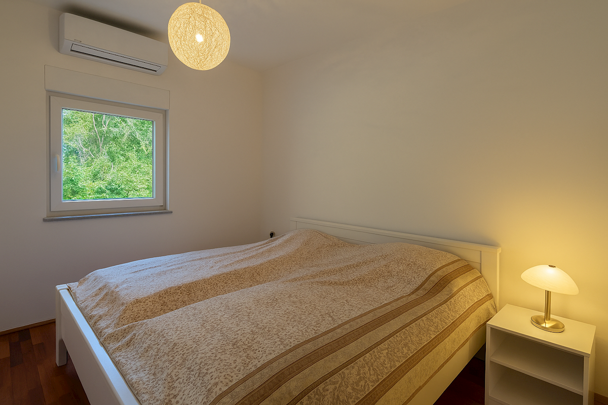 POREČ – DVOJČEK - DVE HIŠE NA PARCELI 748 m² – ODLIČNA INVESTICIJA