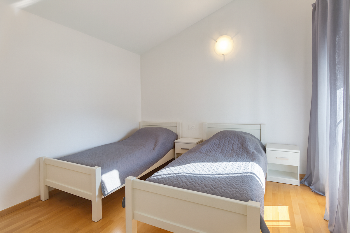 POREČ – DVOJČEK - DVE HIŠE NA PARCELI 748 m² – ODLIČNA INVESTICIJA