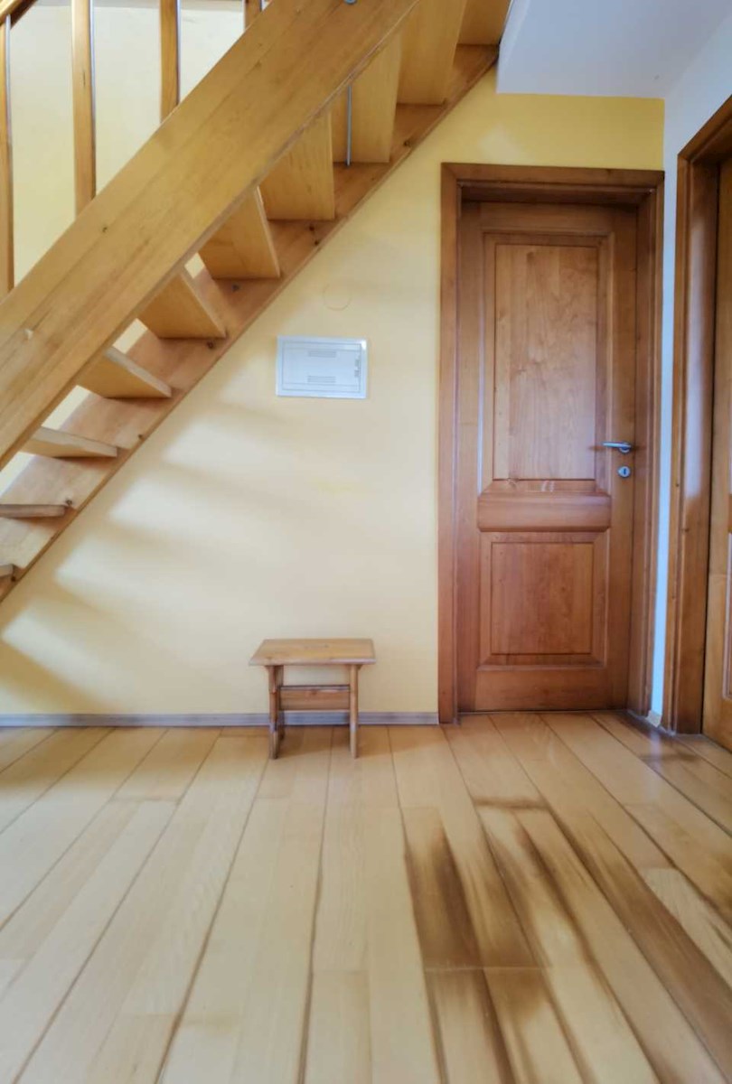 Izvirna, očarljiva istrska kamnita hiša z bazenom