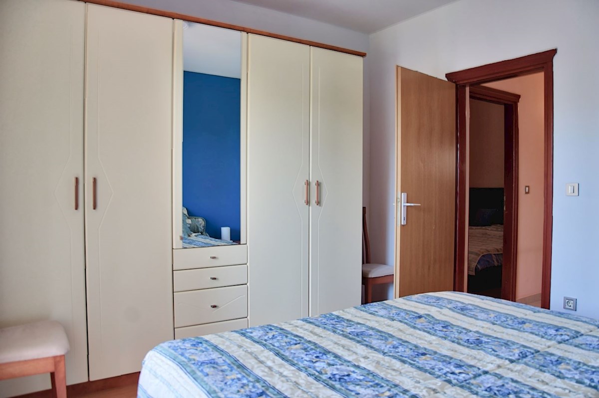 Poreč, očarljiva hiša dvojček, nedaleč od centra mesta
