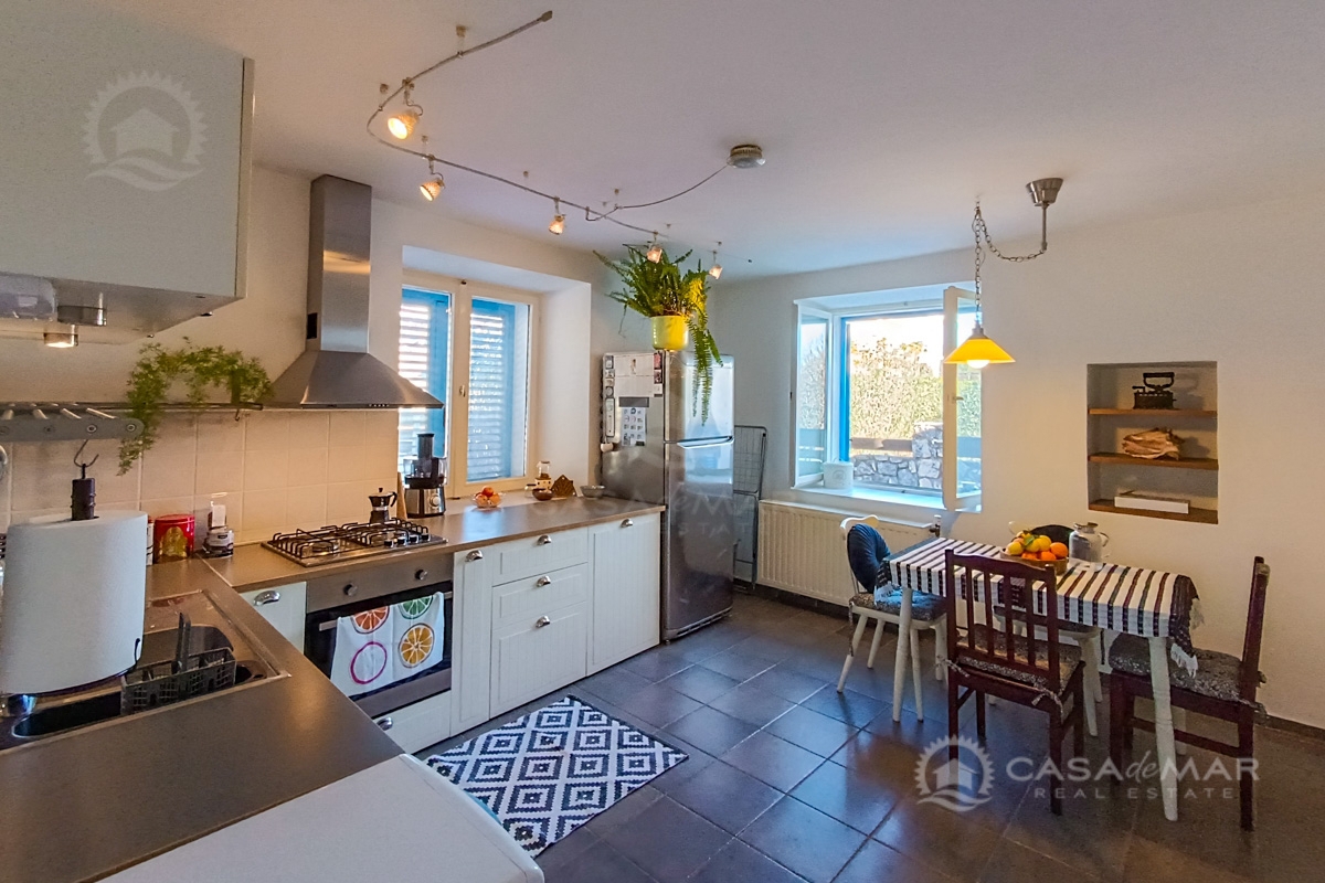 Hiša Vrbnik, Otok Krk, 260m2