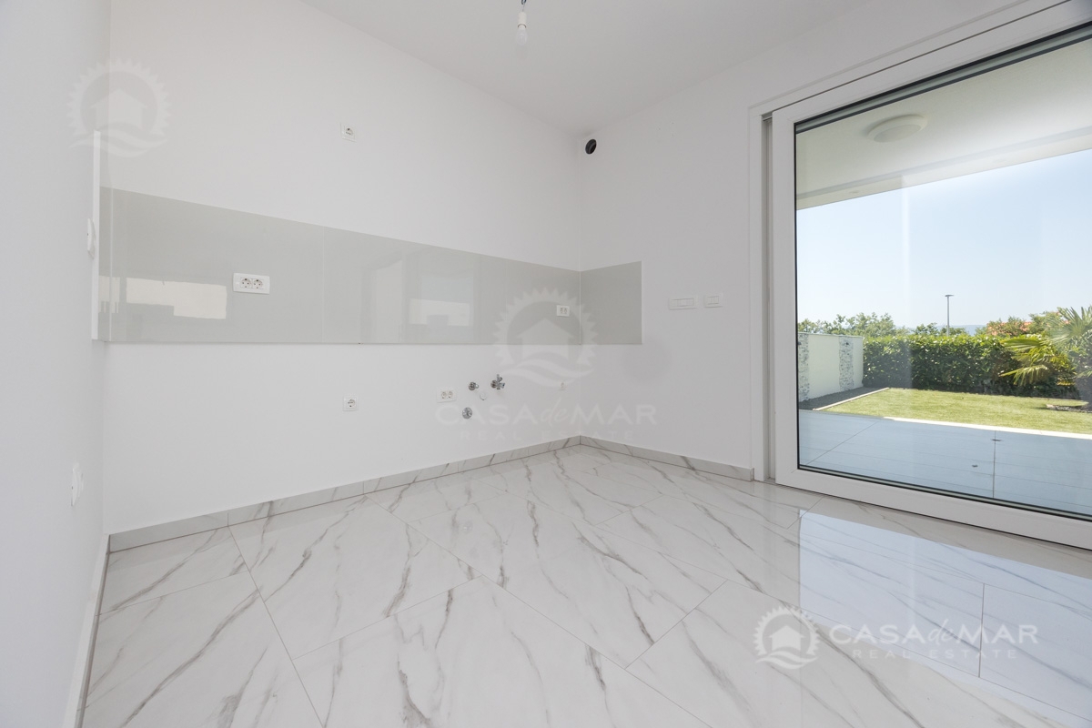 Stanovanje Malinska, Malinska-Dubašnica, 160m2