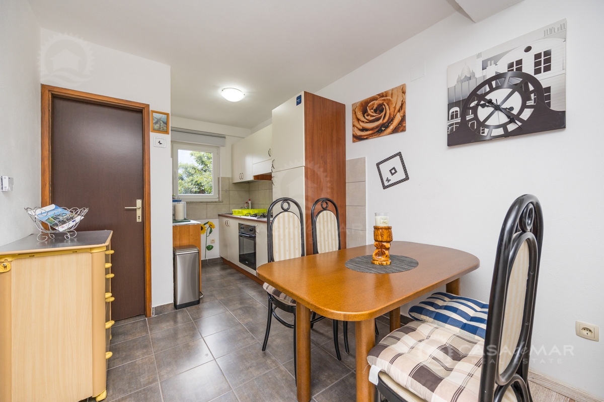 Hiša Dobrinj, 500m2