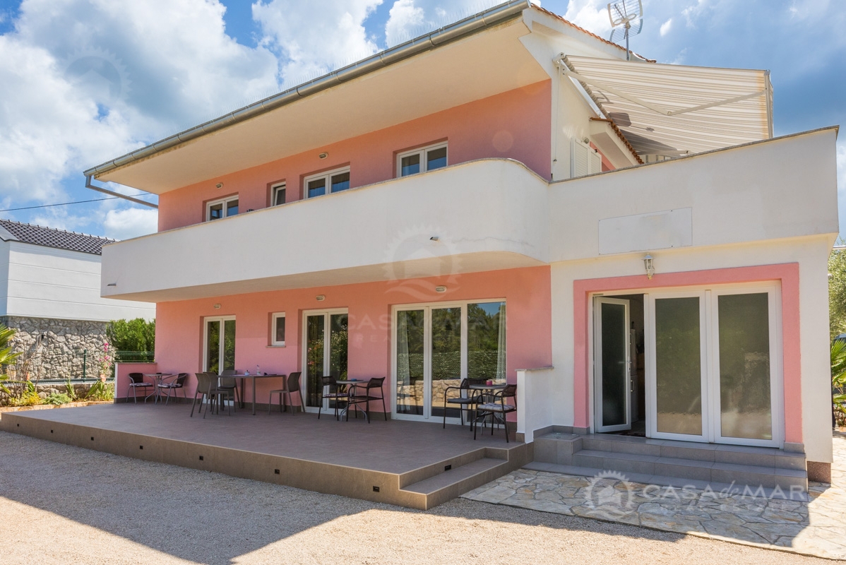 Hiša Dobrinj, 500m2