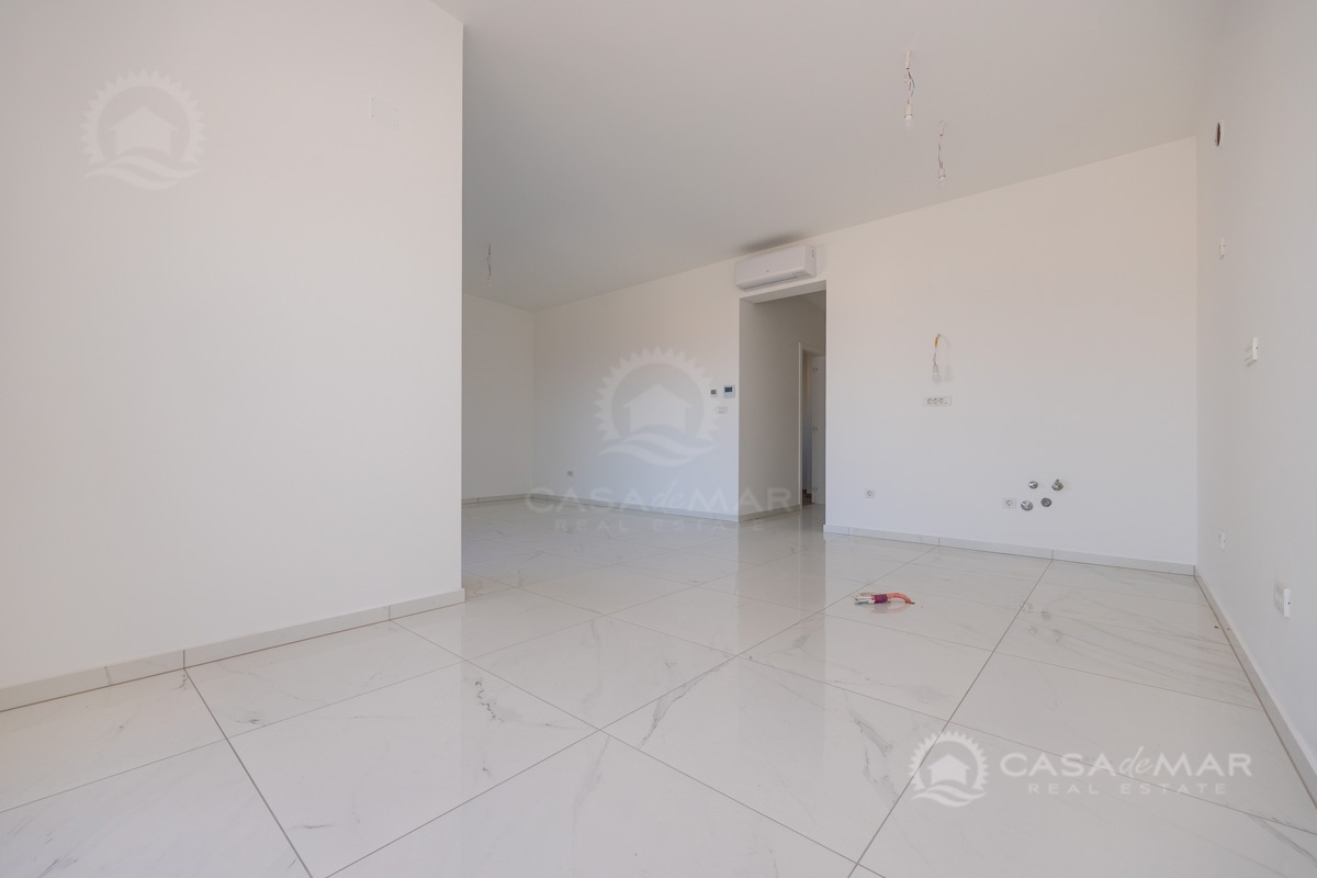 Apartma v Malinski s pogledom na morje in dodatnim apartmajem v pritličju – novogradnja!