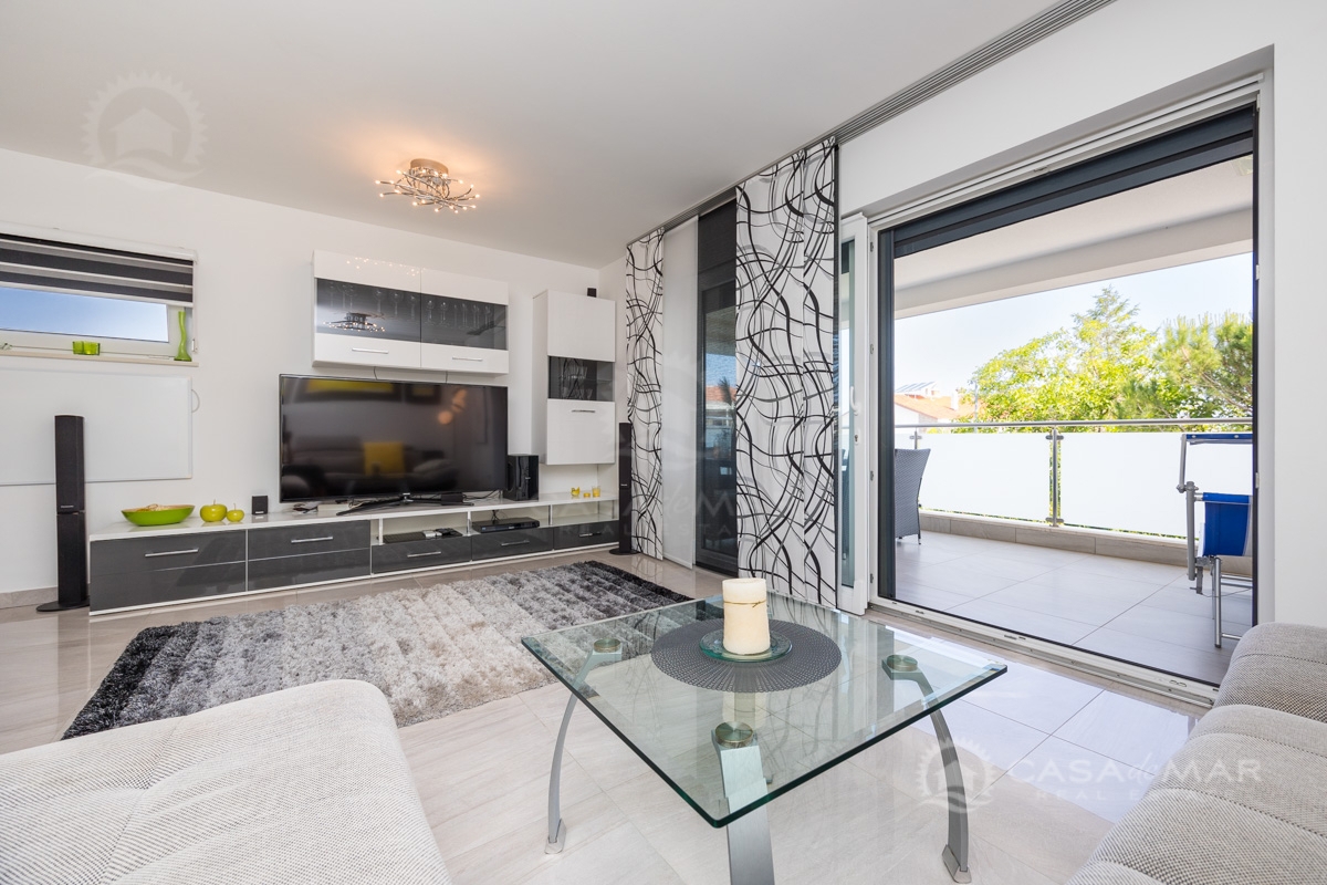 Stanovanje Malinska, Malinska-Dubašnica, 91m2