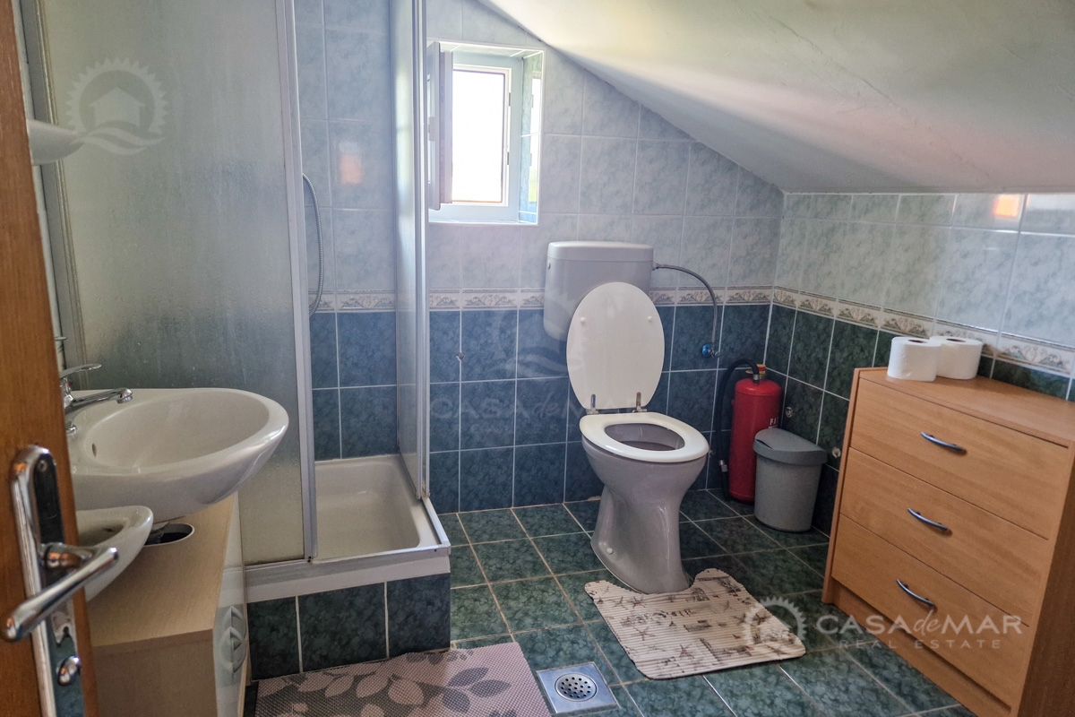 Hiša Malinska, Malinska-Dubašnica, 220m2