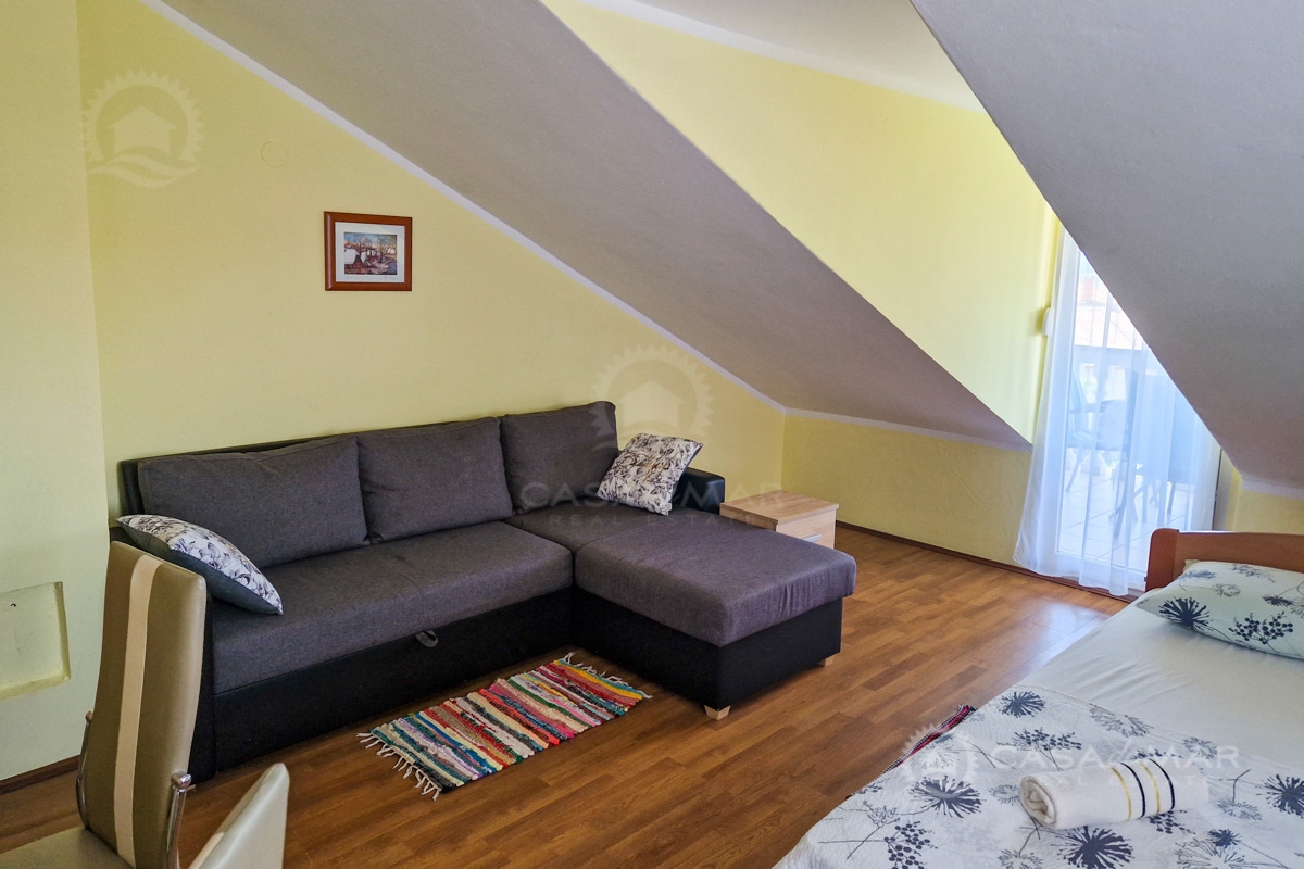 Hiša Malinska, Malinska-Dubašnica, 220m2