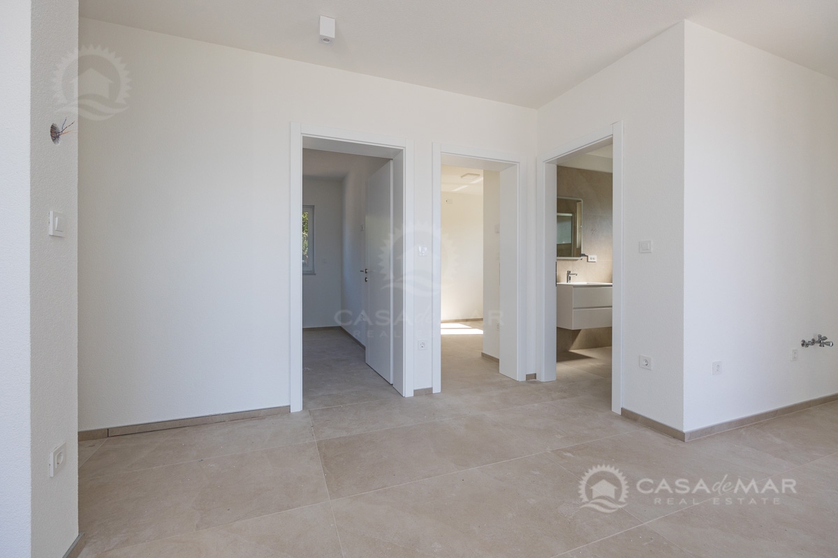 Apartma v novogradnji s prekrasnim panoramskim pogledom na morje