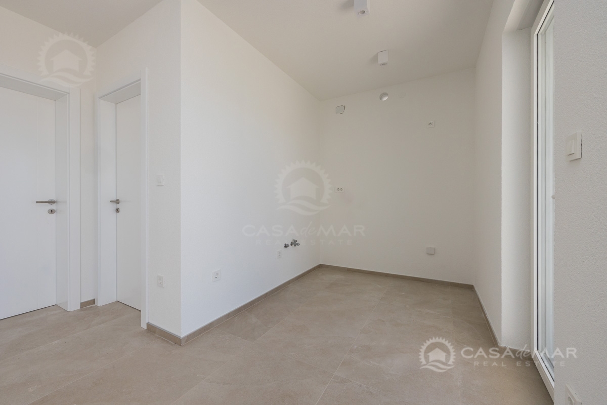 Apartma v novogradnji s prekrasnim panoramskim pogledom na morje