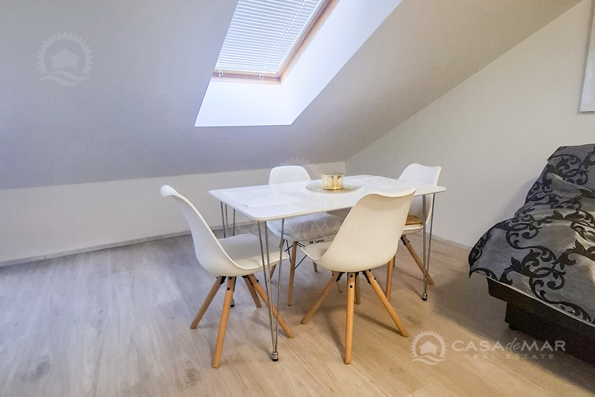 Enosobno stanovanje v Crikvenici, 500 metrov od morja!