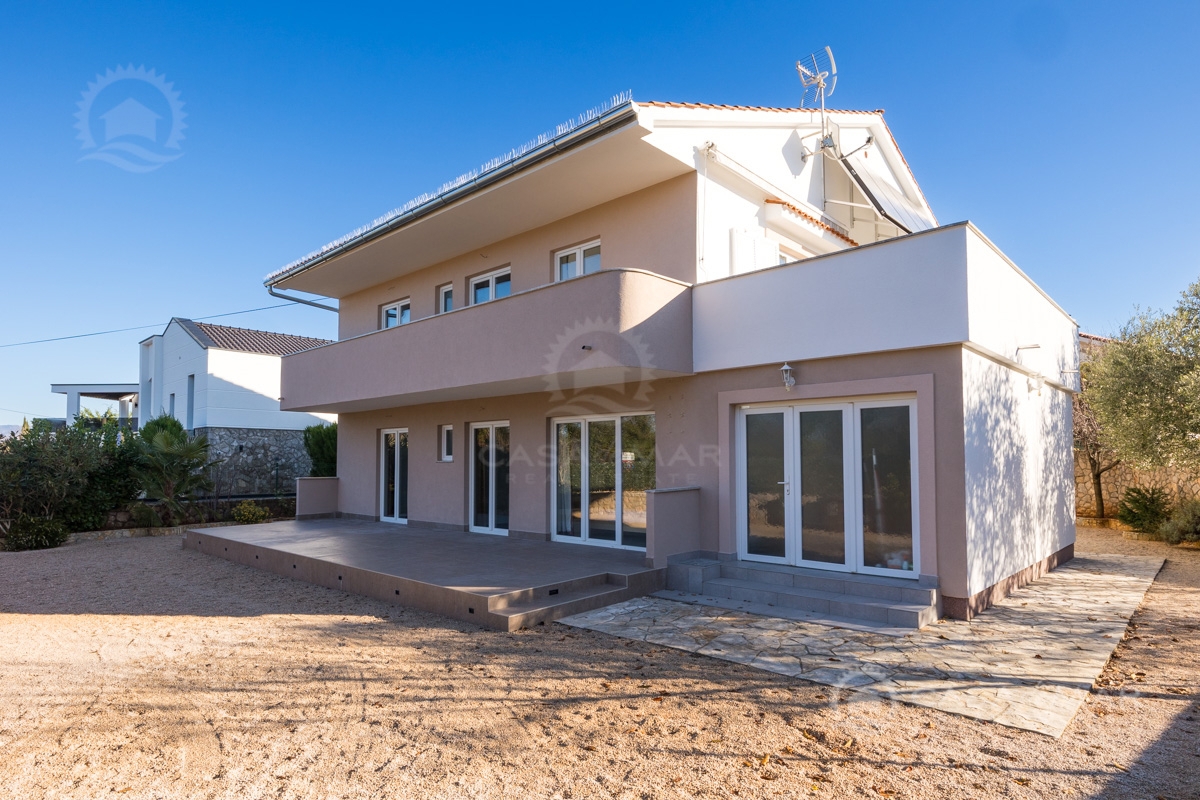 Stanovanje Dobrinj, 146m2