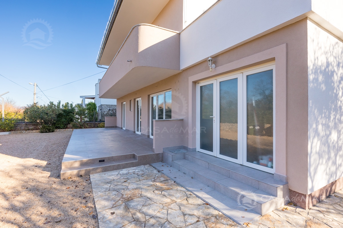 Stanovanje Dobrinj, 146m2