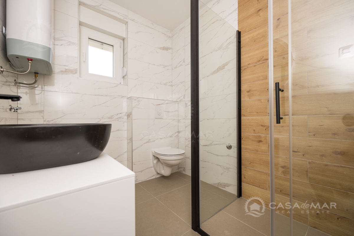 Novogradnja v Crikvenici – sodoben apartma s pogledom na morje, 400 m od plaže