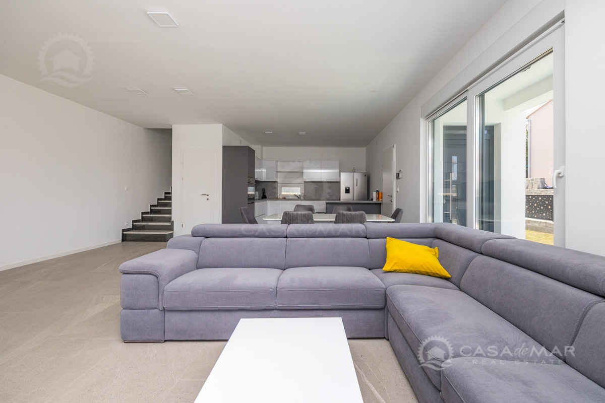 Hiša Malinska, Malinska-Dubašnica, 140m2
