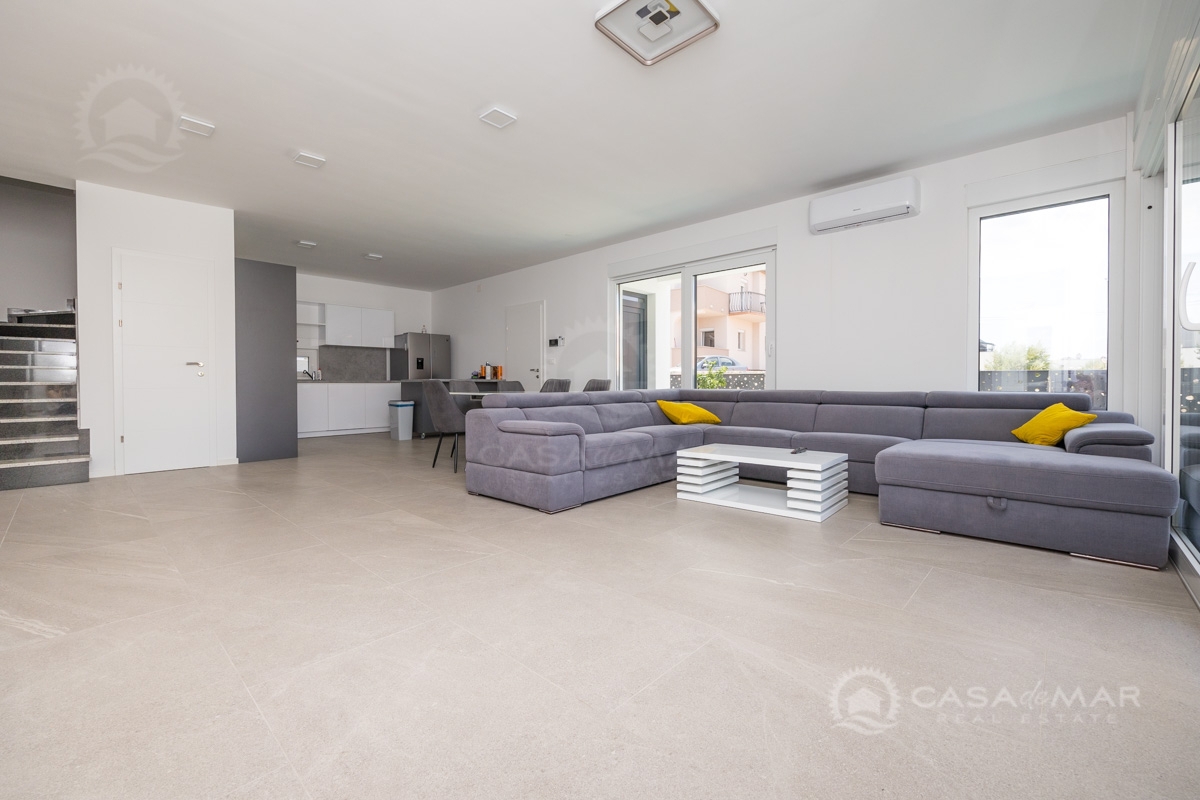 Hiša Malinska, Malinska-Dubašnica, 140m2