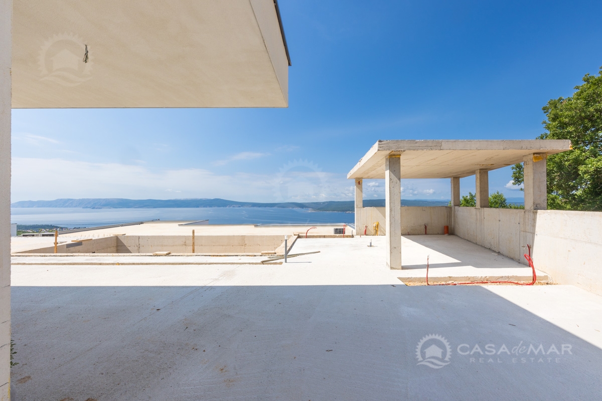 Luksuzna vila s panoramskim pogledom na morje – oaza miru in udobja v Crikvenici!