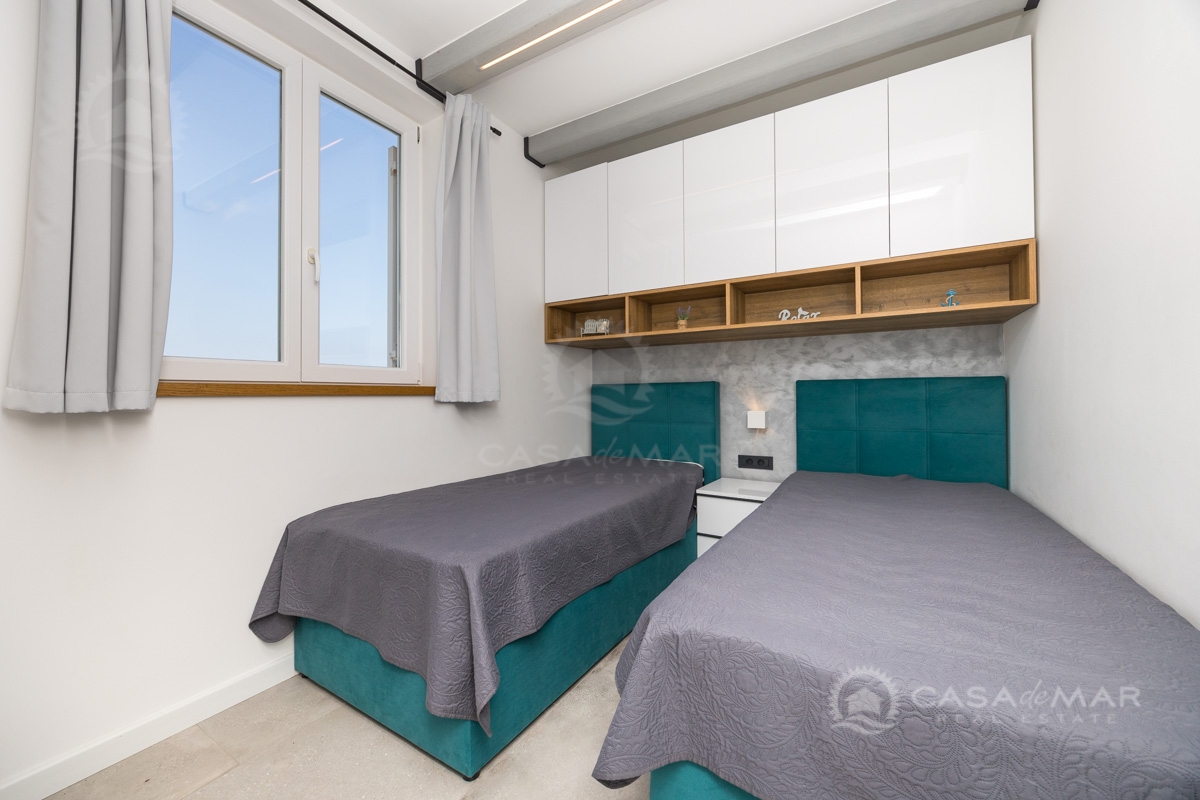 Stanovanje Malinska, Malinska-Dubašnica, 81m2