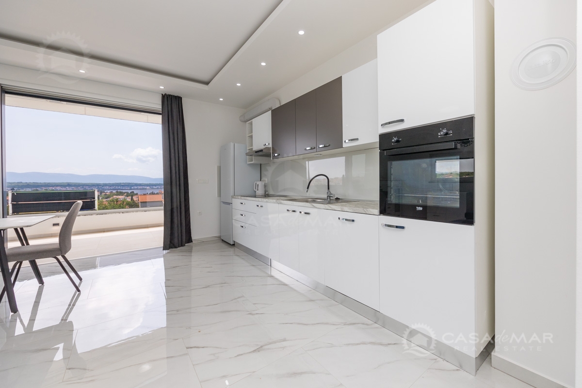 Stanovanje Malinska, Malinska-Dubašnica, 72m2