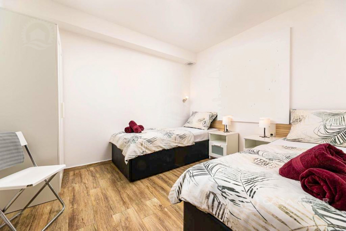 PRILOŽNOST! Apartma v prvi vrsti ob morju v Malinski, le 50 metrov od plaže!