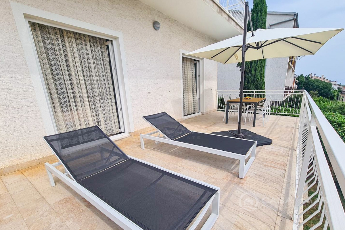 Hiša Crikvenica, 300m2