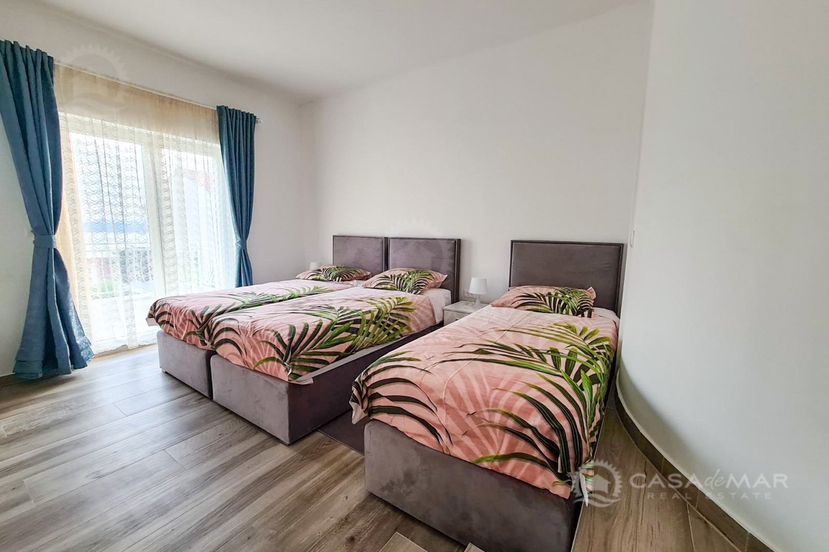 Hiša Crikvenica, 300m2