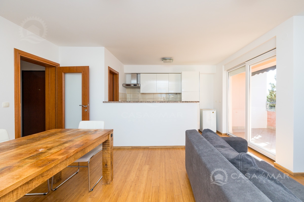 Udobno stanovanje z dvema spalnicama v Crikvenici, le 300 m od morja!