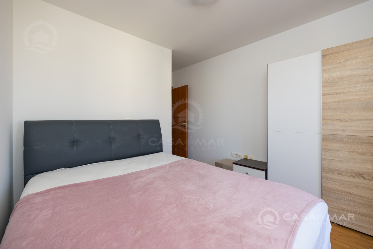 Udobno stanovanje z dvema spalnicama v Crikvenici, le 300 m od morja!