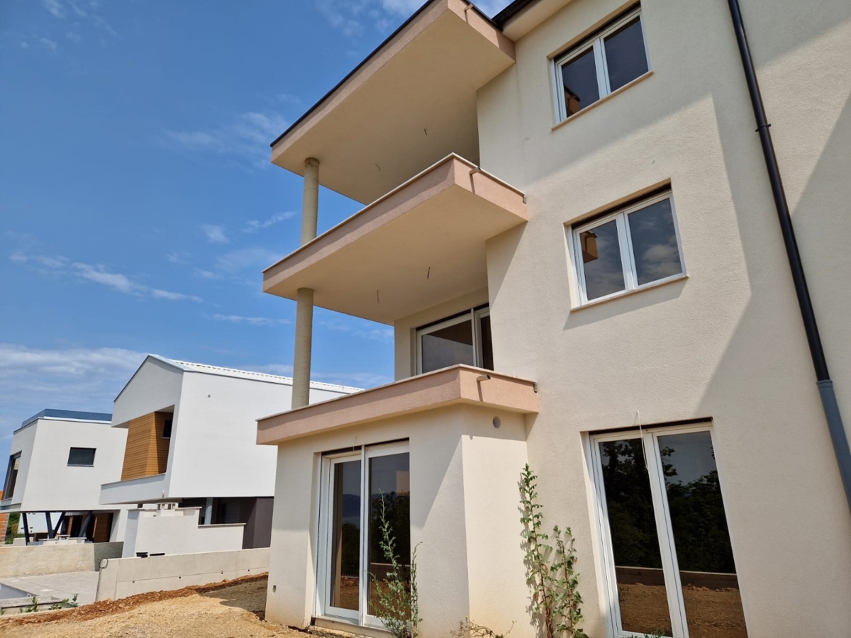 Stanovanje Njivice, Omišalj, 77,14m2