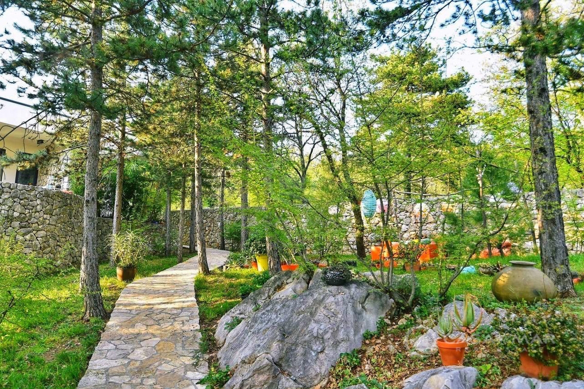 Hiša Kostrena, 250m2
