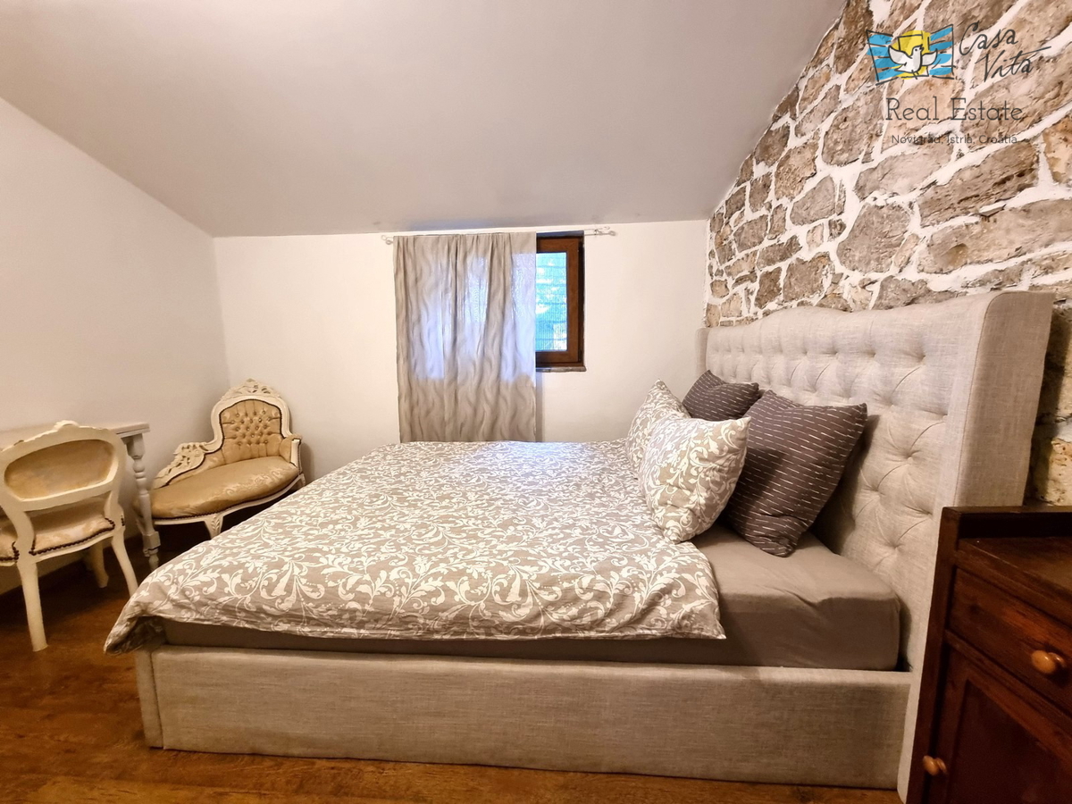 Istra, Poreč - Šarmantna kamnita hiša z dvema stanovanjema!