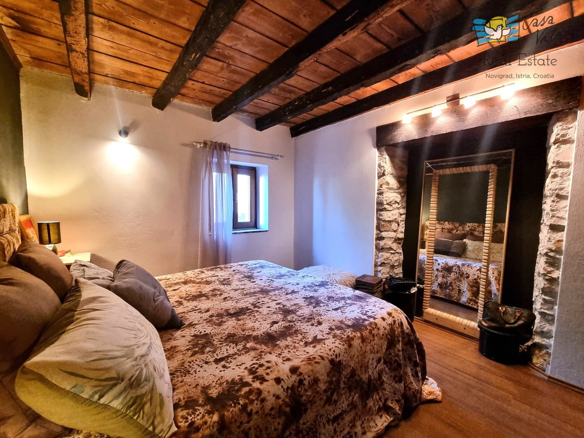 Istra, Poreč - Šarmantna kamnita hiša z dvema stanovanjema!
