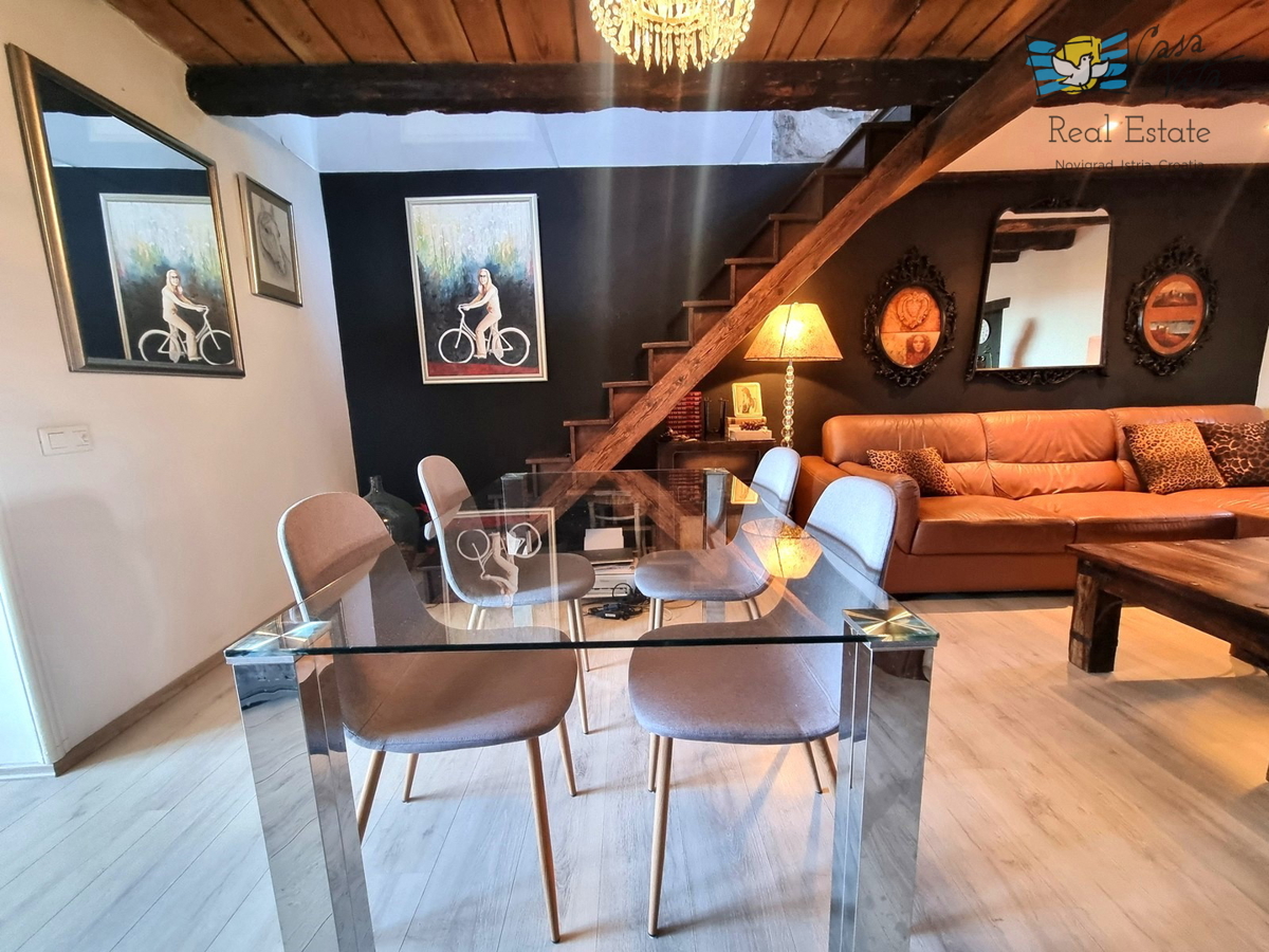 Istra, Poreč - Šarmantna kamnita hiša z dvema stanovanjema!