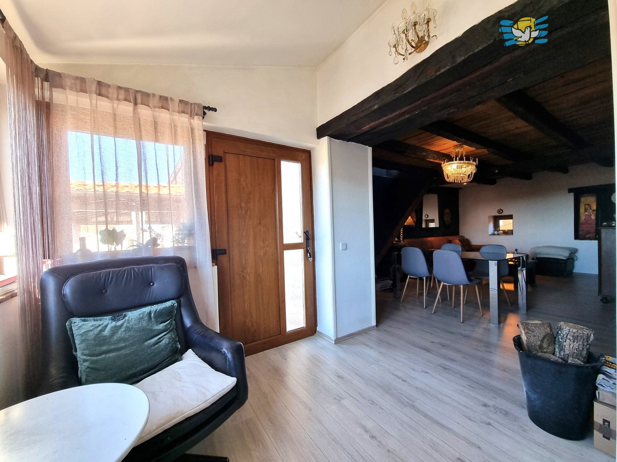 Istra, Poreč - Šarmantna kamnita hiša z dvema stanovanjema!