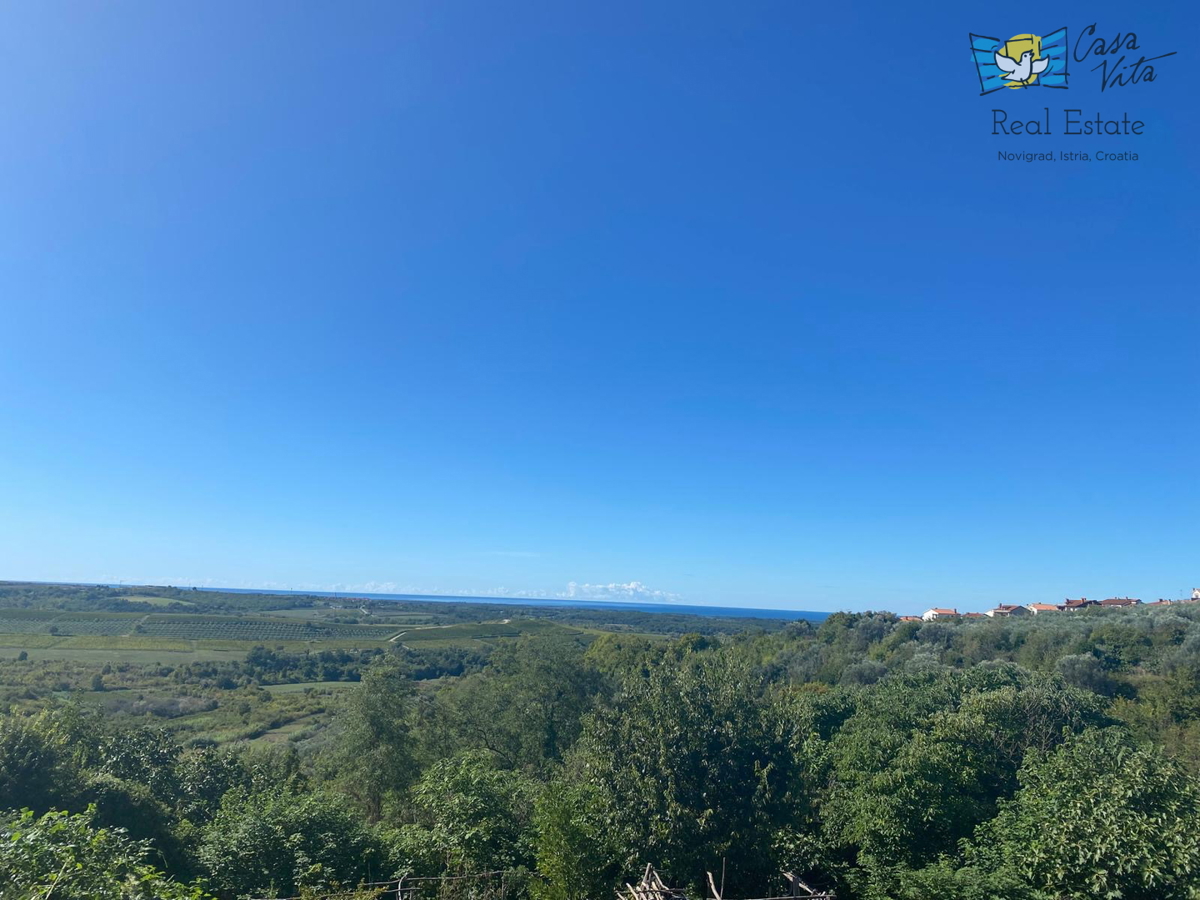 ISTRA, BUJE - Čudovita kamnita hiša v središču mesta Buje!