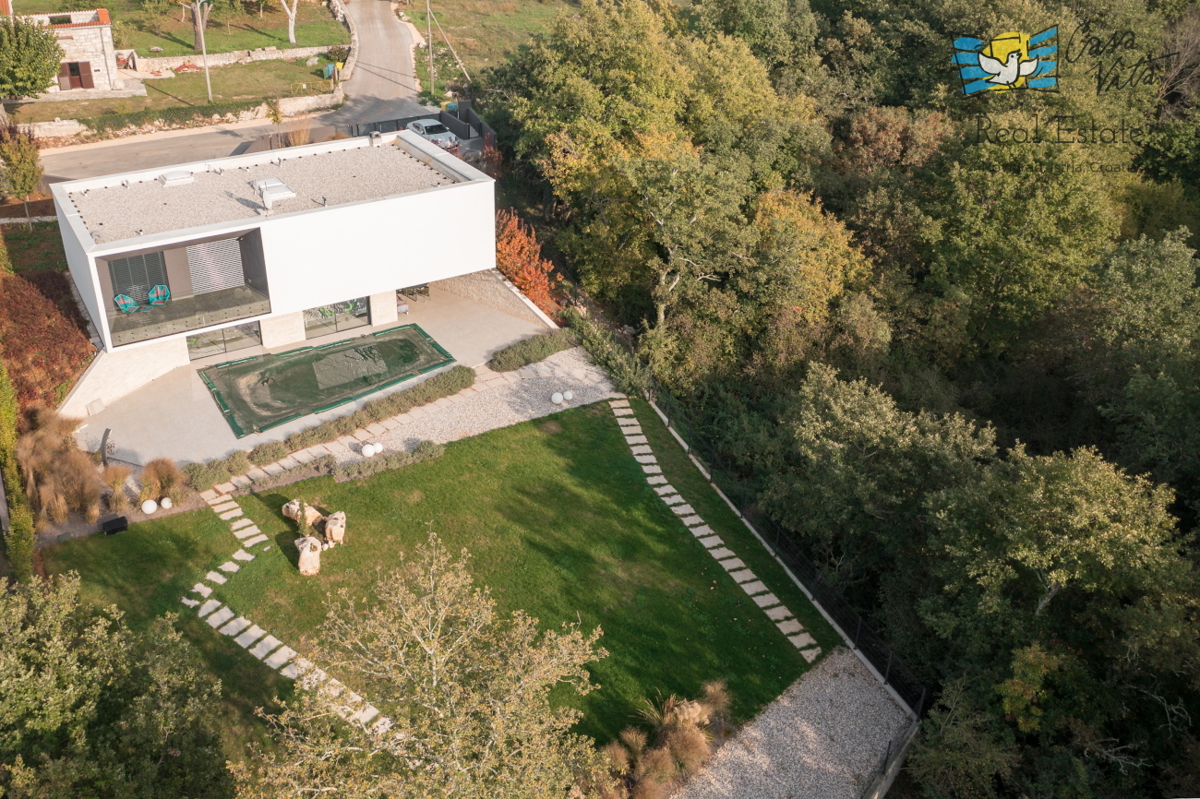 ISTRA, POREČ - Vila moderne arhitekture blizu mesta Poreč!